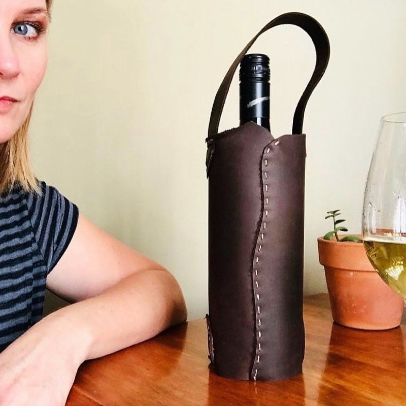 1974 Whiskey Leather Tote Detailing