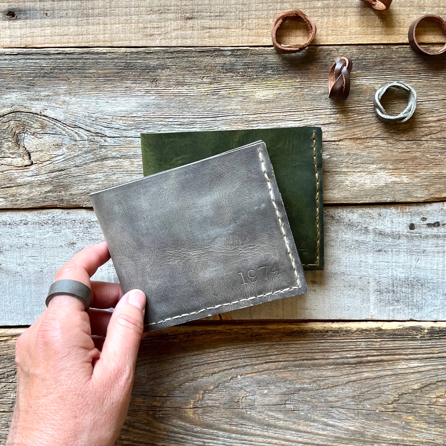 1974 Dakota Leather Band Ring in Smoke Featuring Finnegan Wallet in Smoke